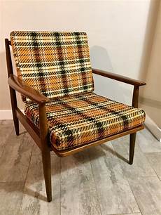Accompaniment Chair