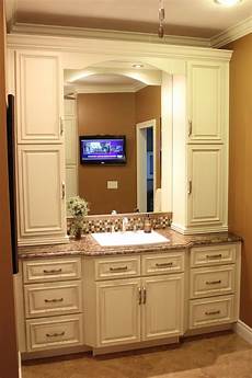 Bath Cabinets